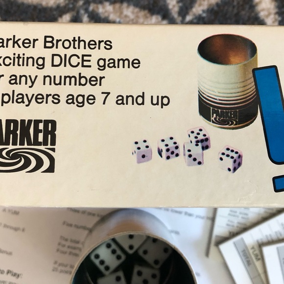 60's "Yum" Game - Yum Dice Game - Ages 7+ - 60's Boardgame - Dice Board Game - Picture 7 of 11